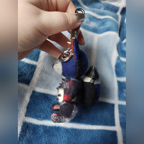 Burberry Dave The Fox Studded Cashmere Bag Charm - Picture 5 of 6